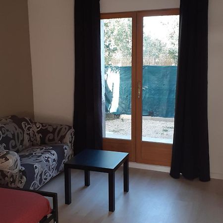 Mas Vincent Apartment La Fare-les-Oliviers Exterior photo